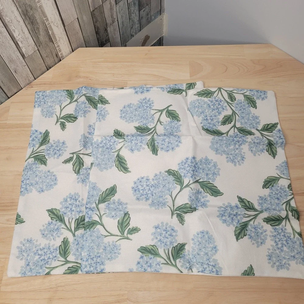 New Hydrangea Throw Pillow Covers Set of 2 16x16 Blue White Floral Zipper Decor